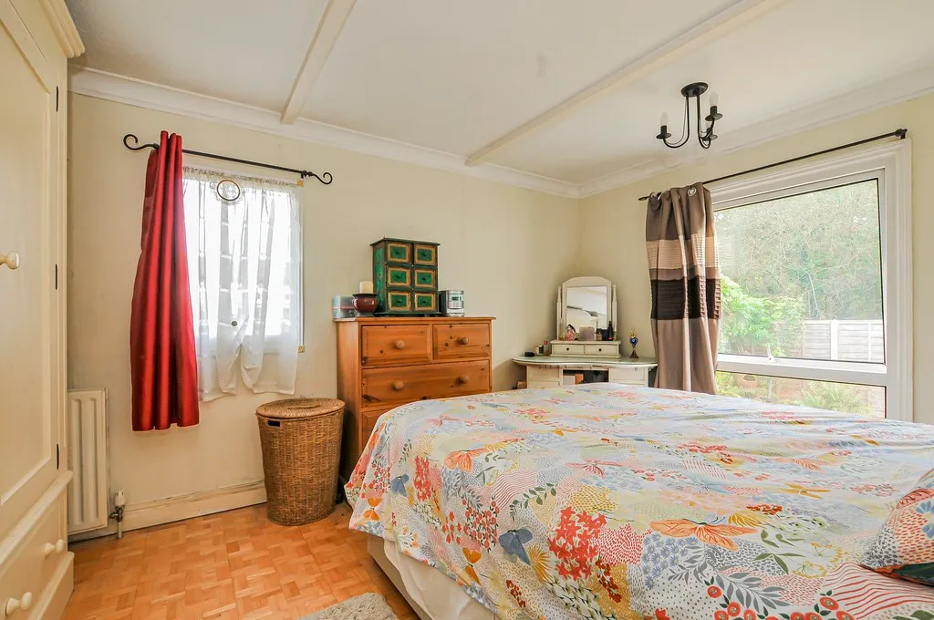 Firs Drive, Orchards Residential Park, SL3, photo 8