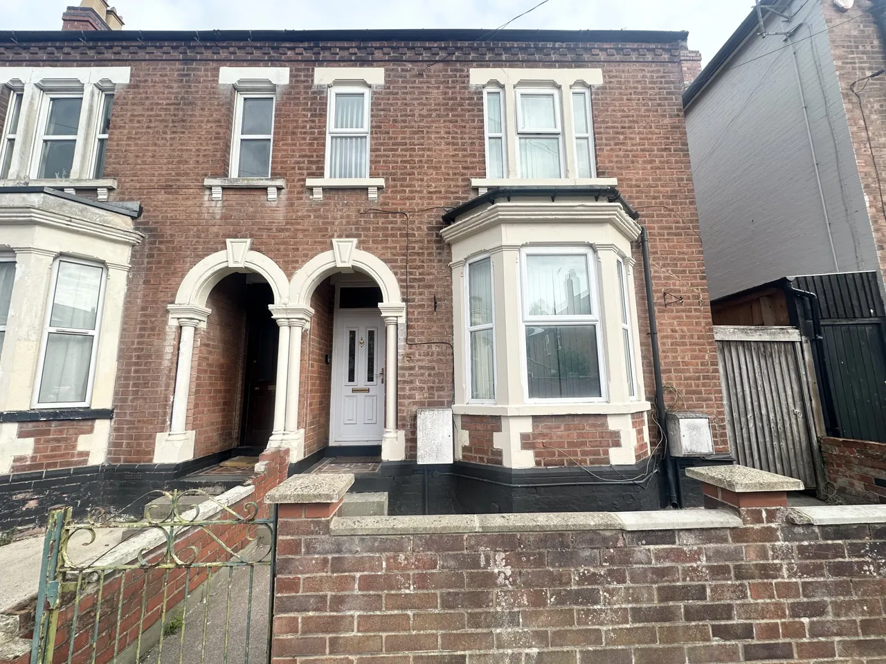 Park End Road, GL1, photo 5