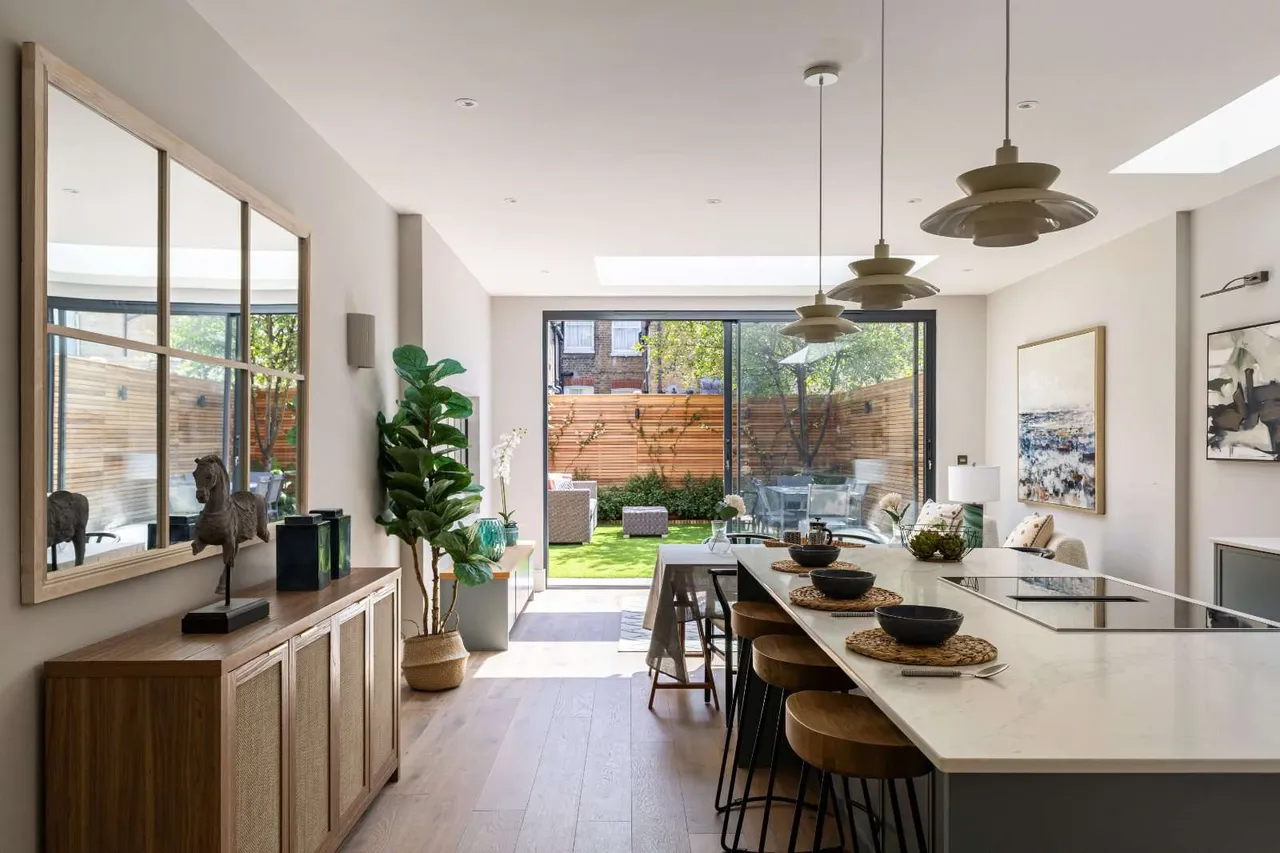 4 bed house for sale — Beltran Road, Fulham, London, SW6 3AL