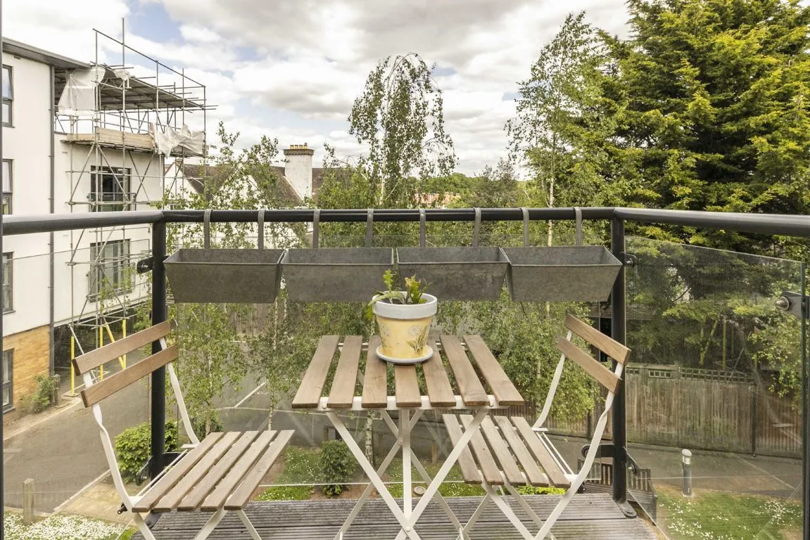 Garratt Lane, SW17, photo 6