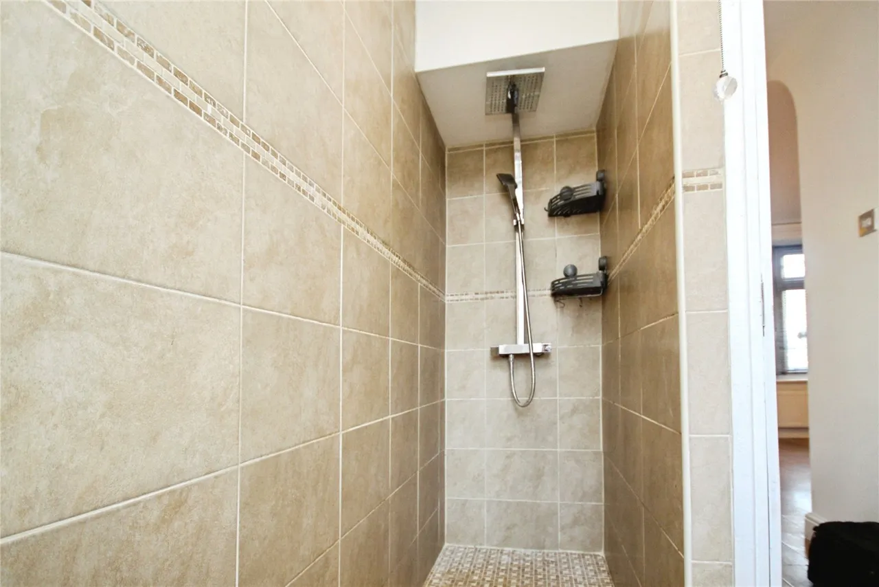 Green Lane, Dagenham, RM8, photo 6