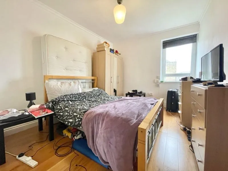 Stockwell Road, London SW9 9PT, photo 4