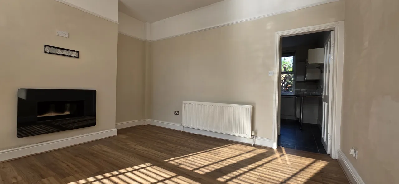 Stockport Road East, SK6, photo 2