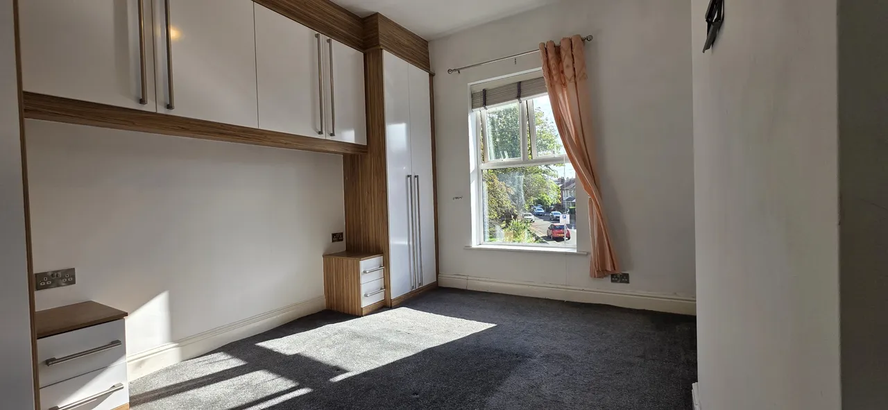 Stockport Road East, SK6, photo 6