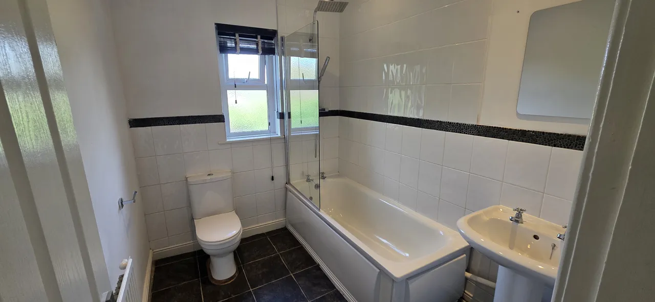 Stockport Road East, SK6, photo 8