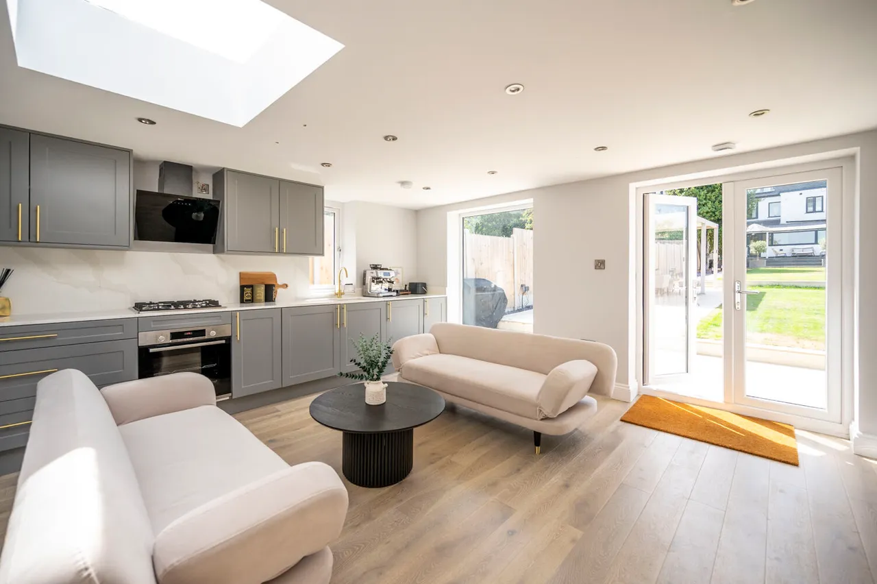 26 Warren Road, London, photo 4