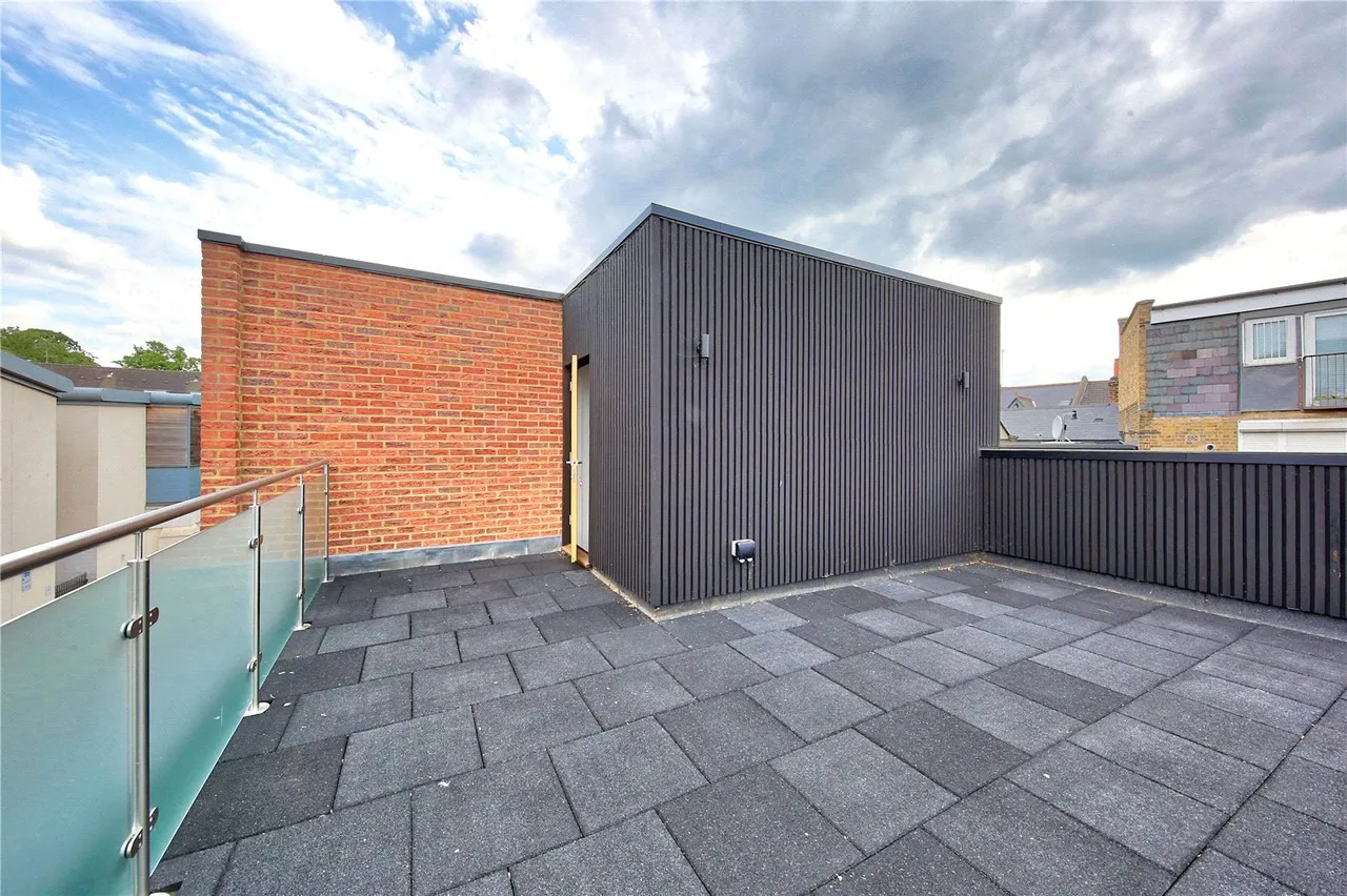 Old Bakery Mews, Hampton Wick, Kingston, KT1 4FU, photo 8