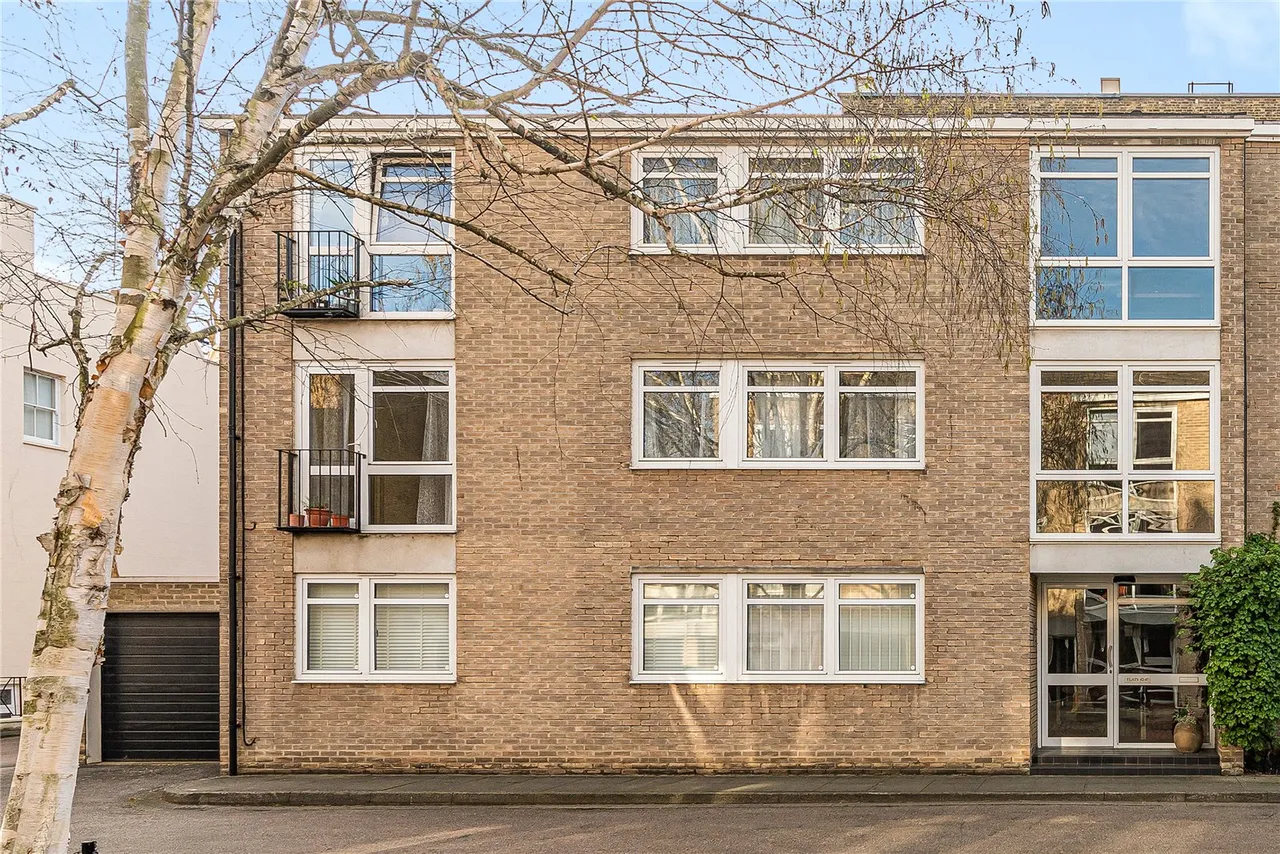 2 bed flat for sale, Chester Close South, Regent's Park, NW1