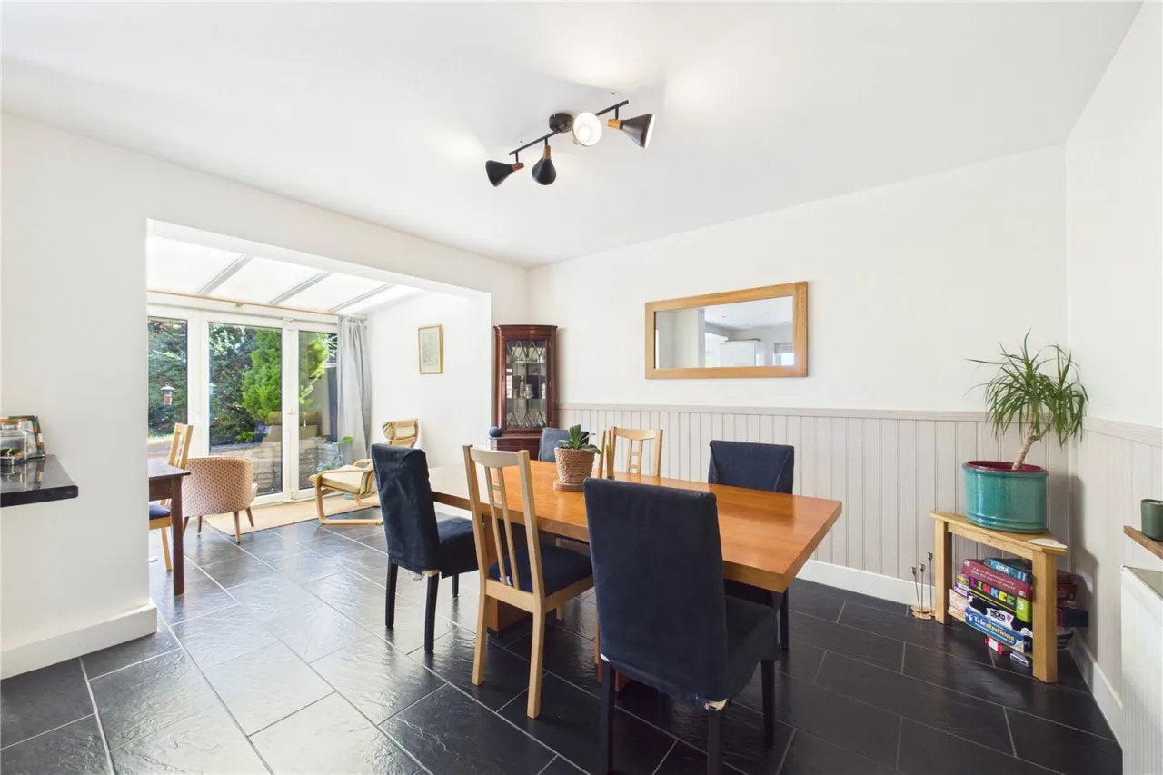 Church End Lane, Tilehurst, RG30, photo 2