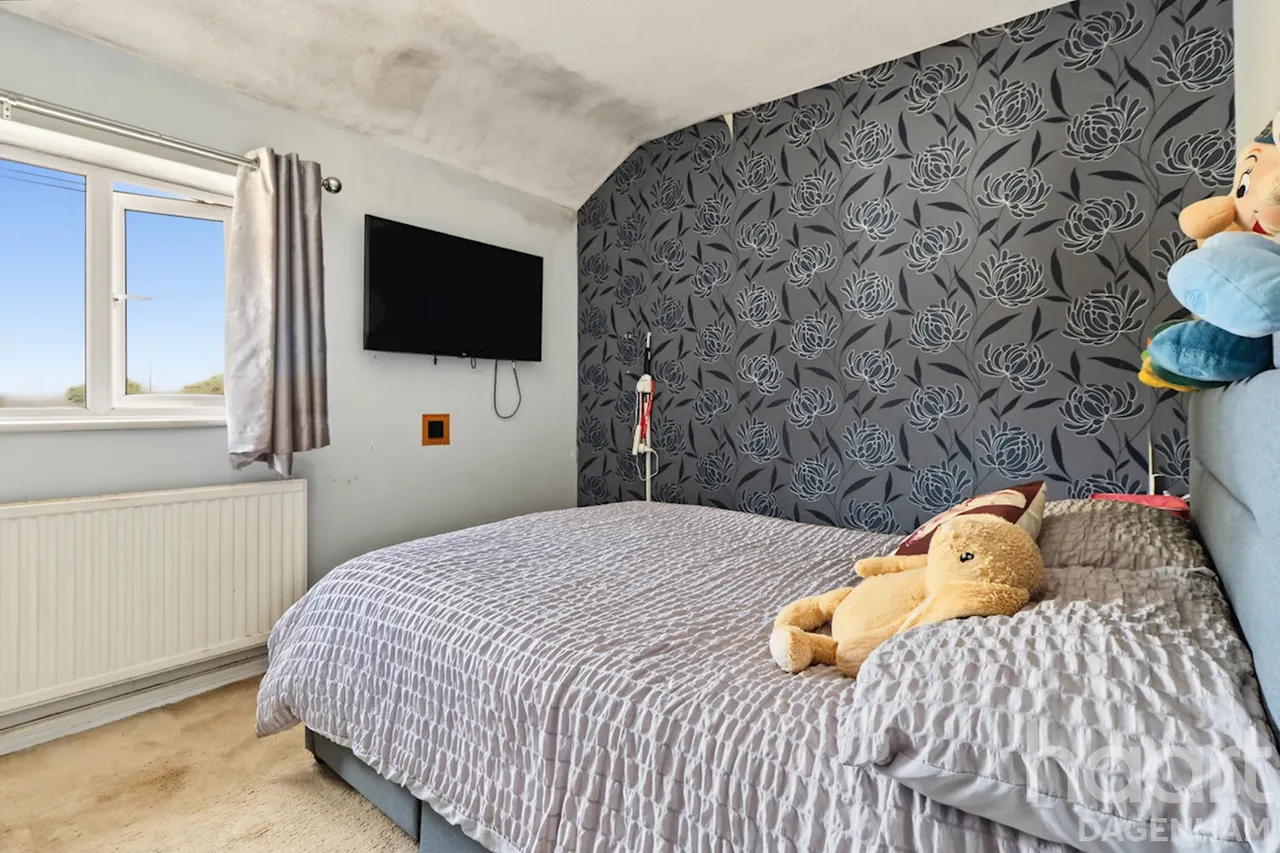 Rusholme Avenue, Dagenham, RM10, photo 5