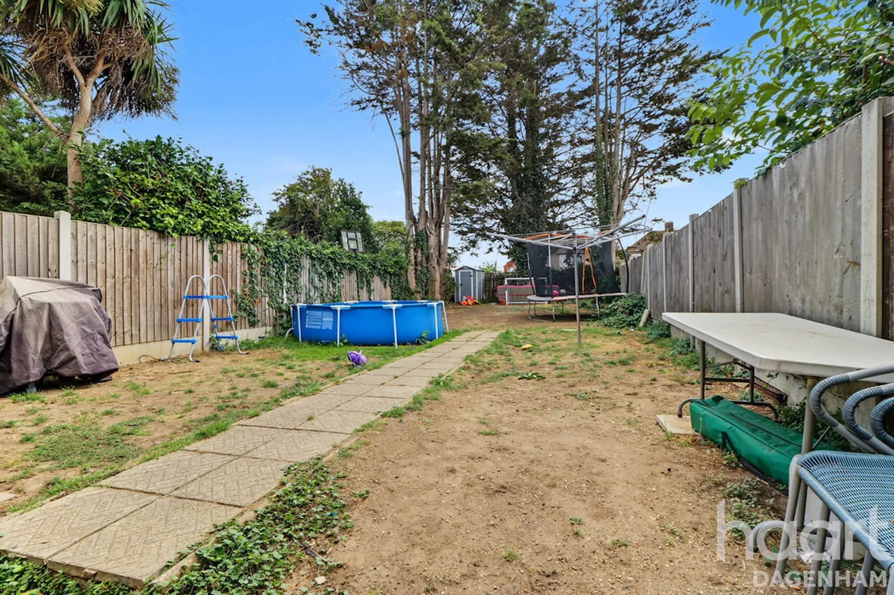 Rusholme Avenue, Dagenham, RM10, photo 9