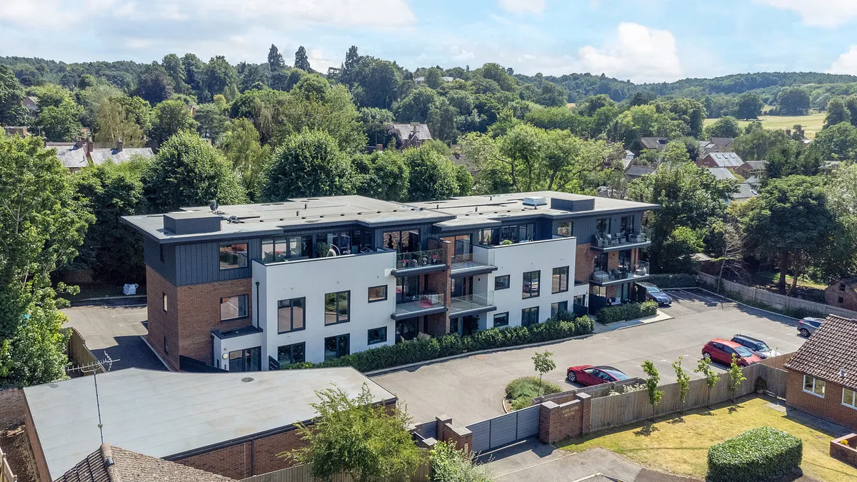 2 bed flat for sale, Milton Keynes, MK17