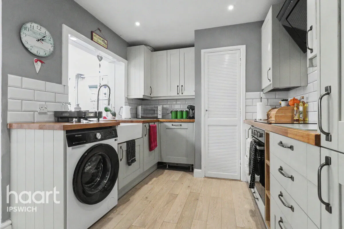 Post Mill Gardens, Woodbridge, IP13, photo 8