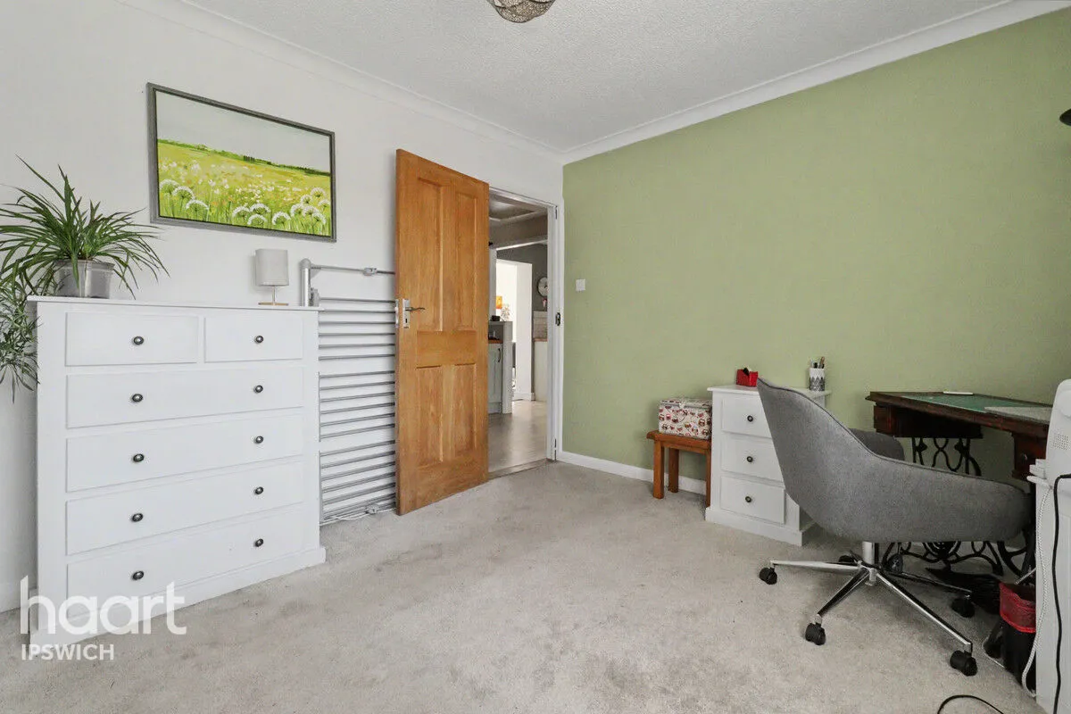 Post Mill Gardens, Woodbridge, IP13, photo 17