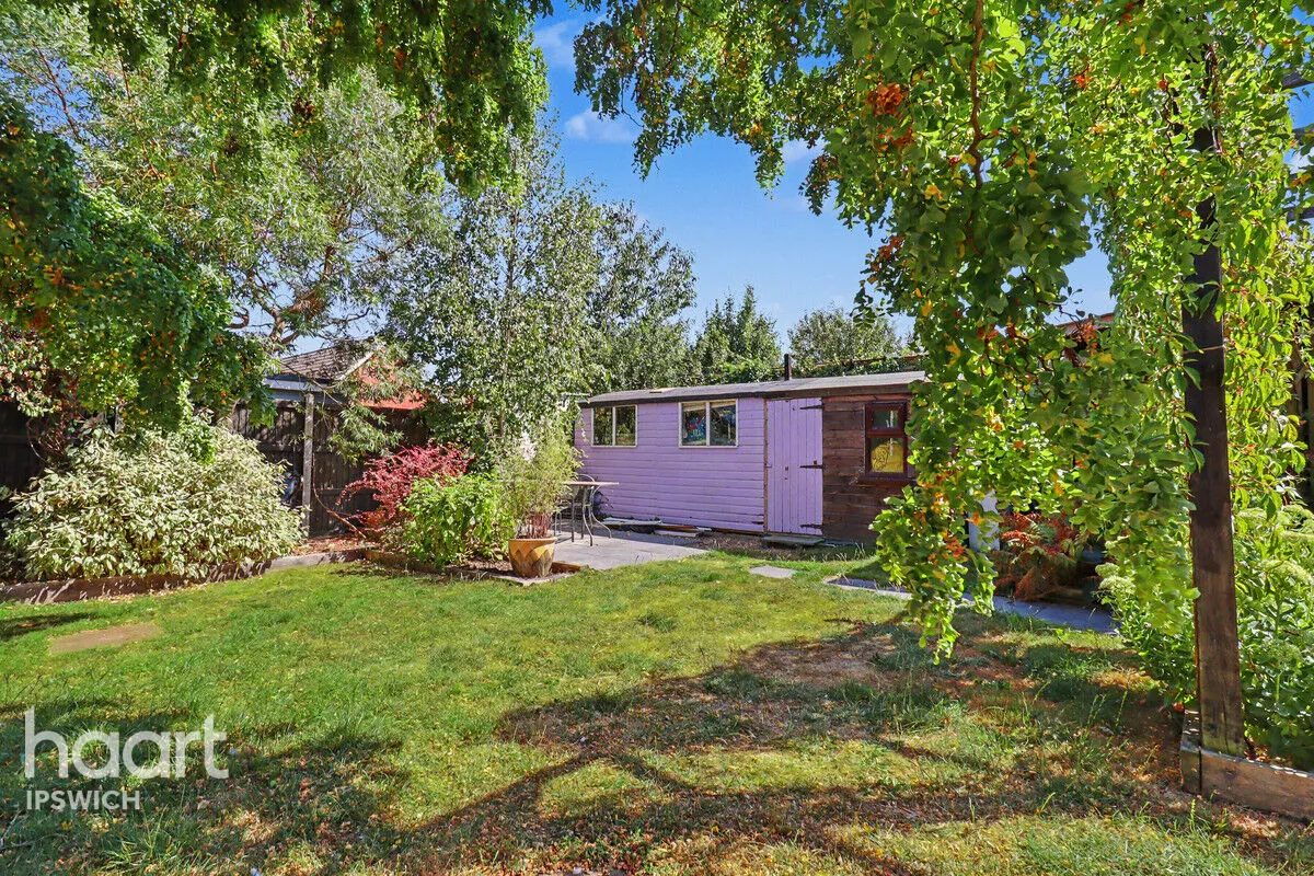 Post Mill Gardens, Woodbridge, IP13, photo 21