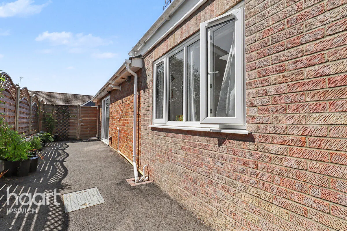 Post Mill Gardens, Woodbridge, IP13, photo 26
