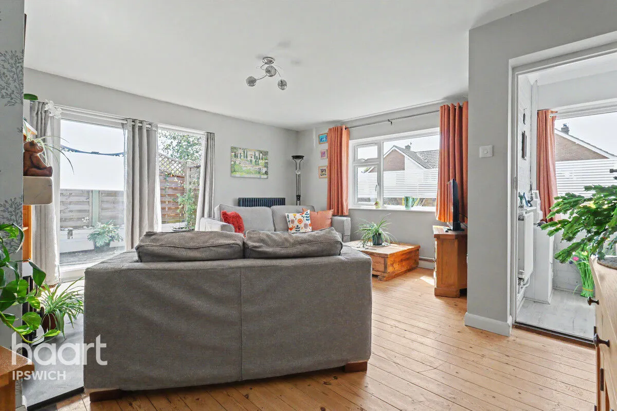 Post Mill Gardens, Woodbridge, IP13, photo 5