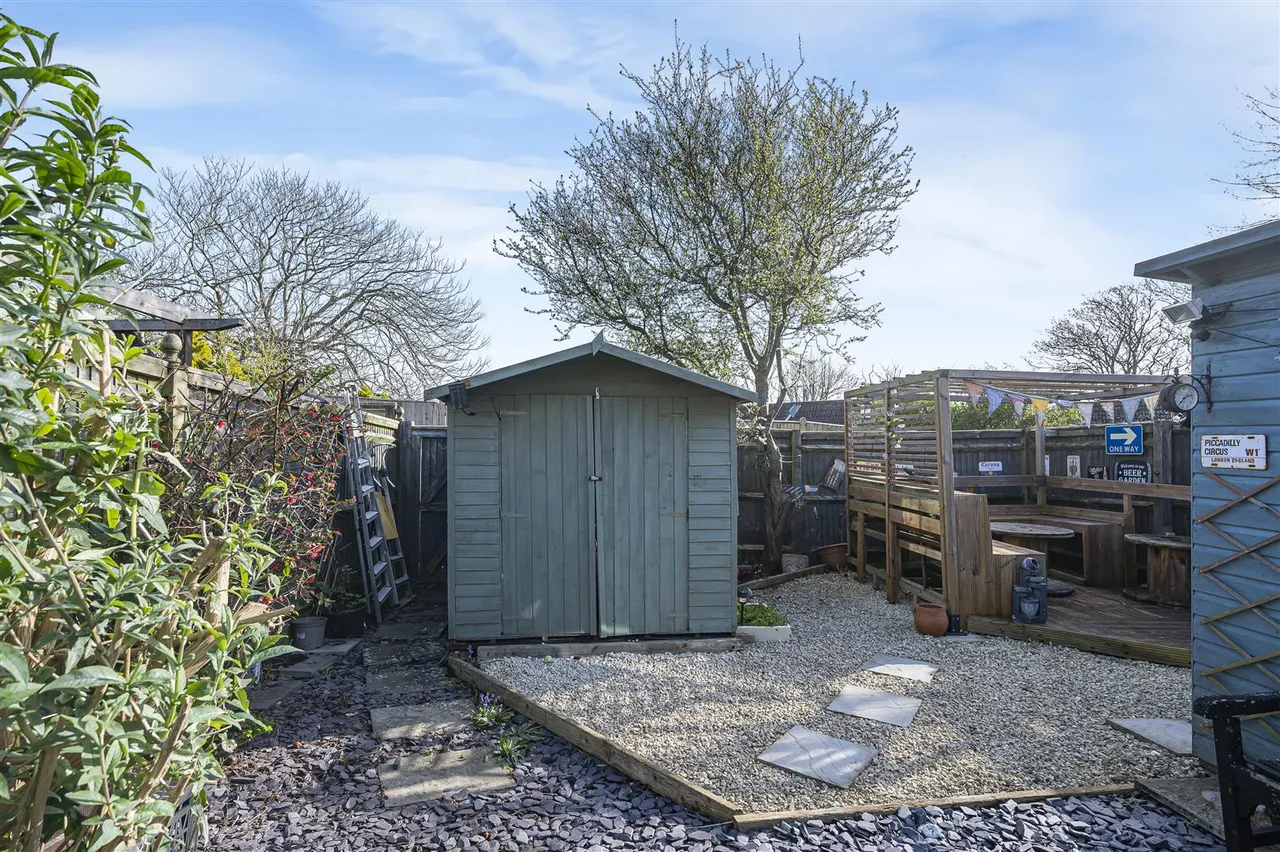 First Avenue, Newhaven, photo 21