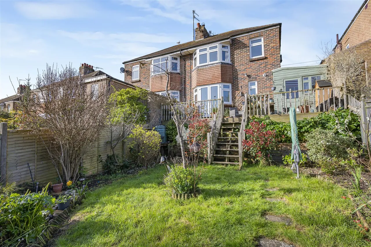 First Avenue, Newhaven, photo 33