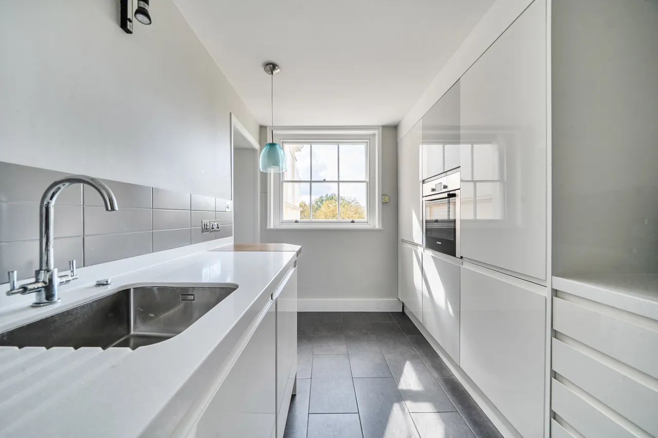 24 Cumberland Terrace, London, photo 3