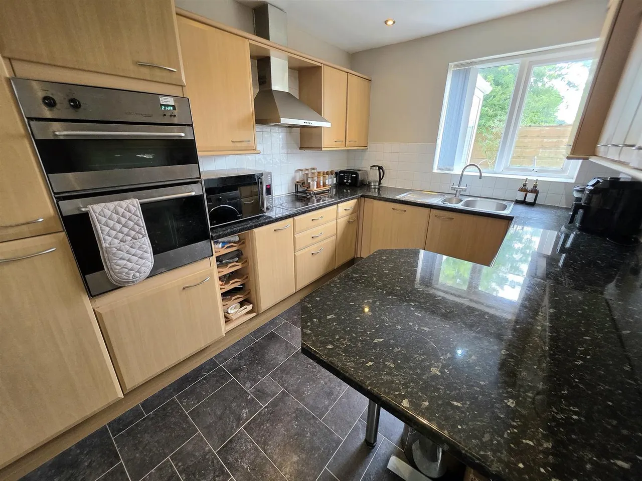 Crantock Drive, Heald Green, photo 6