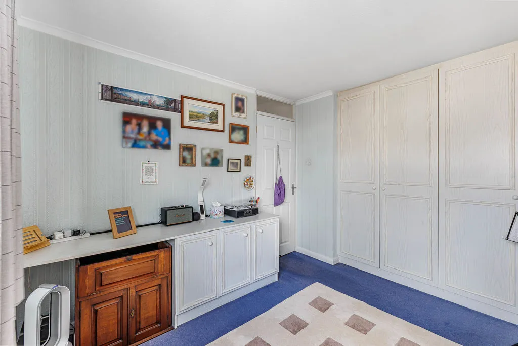 Conway Close Summit, Heywood OL10 4SG, photo 17