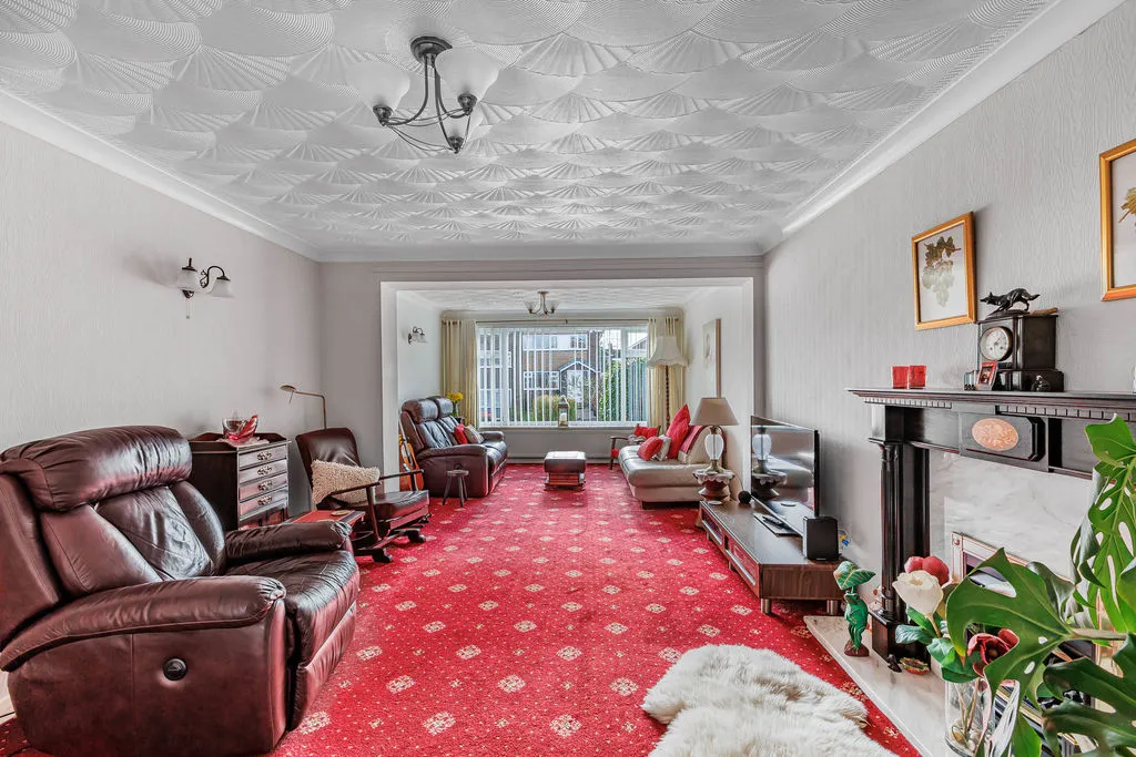 Conway Close Summit, Heywood OL10 4SG, photo 5