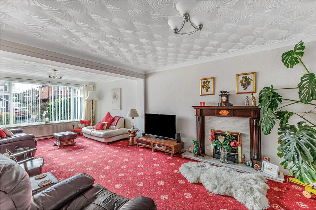 Conway Close Summit, Heywood OL10 4SG, photo 4