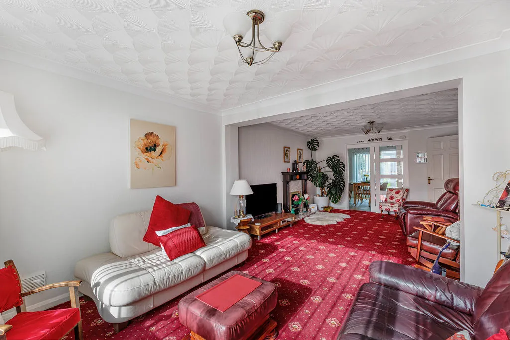 Conway Close Summit, Heywood OL10 4SG, photo 32