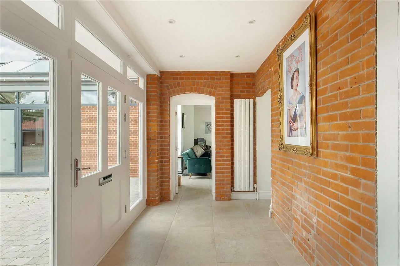 London Road, Six Mile Bottom, Newmarket, Suffolk, CB8 0UE, photo 8