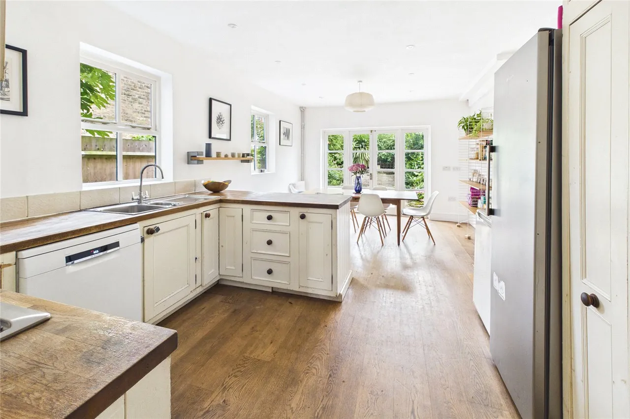 Romola Road, London, SE24, photo 7