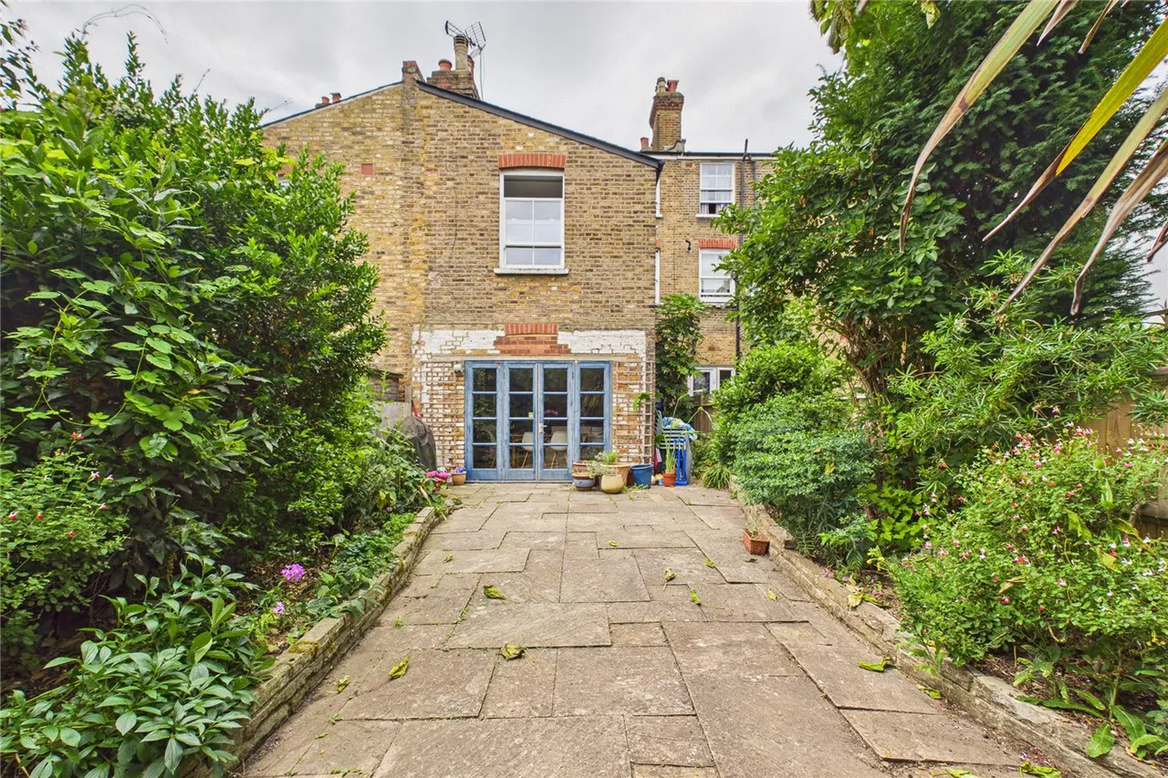 Romola Road, London, SE24, photo 10