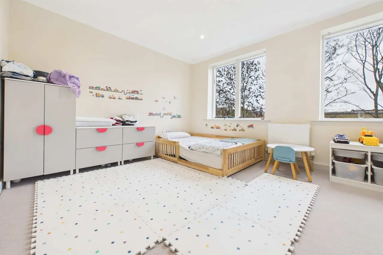 London, SW20 8BZ, photo 10
