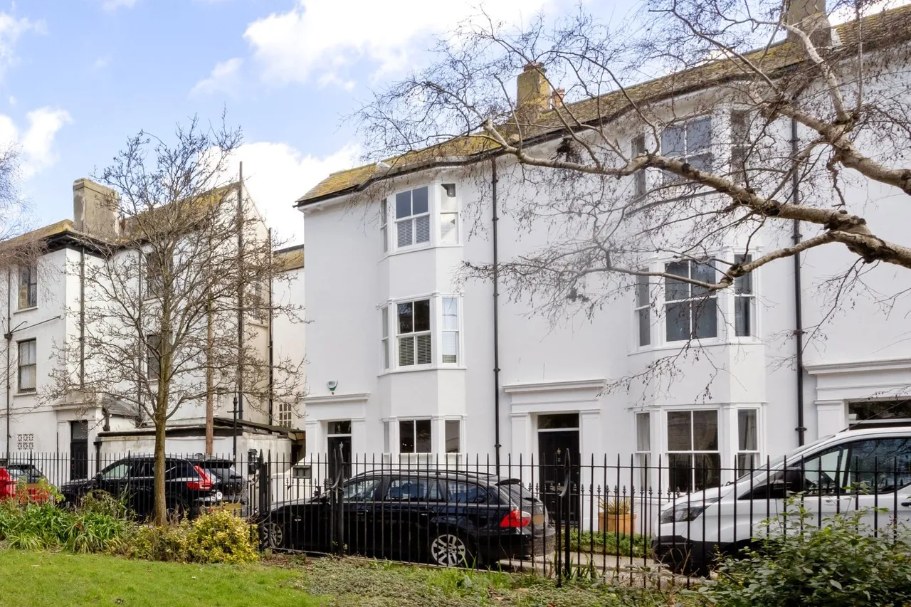 5 bed house for sale, Pelham Square, Brighton, BN1