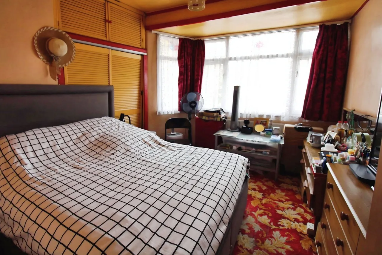 St. Edmunds Road, London, N9, photo 4