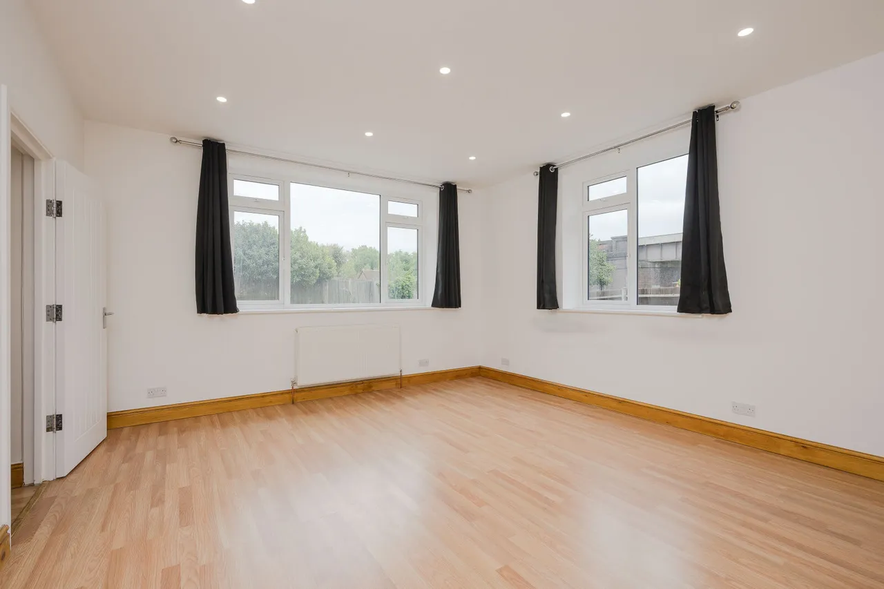 Cannon Hill Lane, London, SW20, photo 5