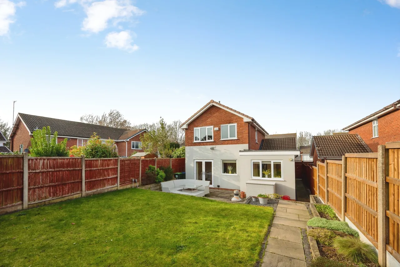 Jackson Close, Tipton, DY4, photo 15