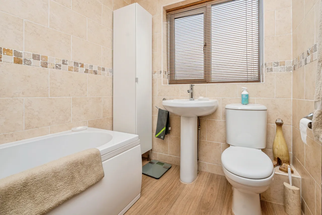 Jackson Close, Tipton, DY4, photo 14