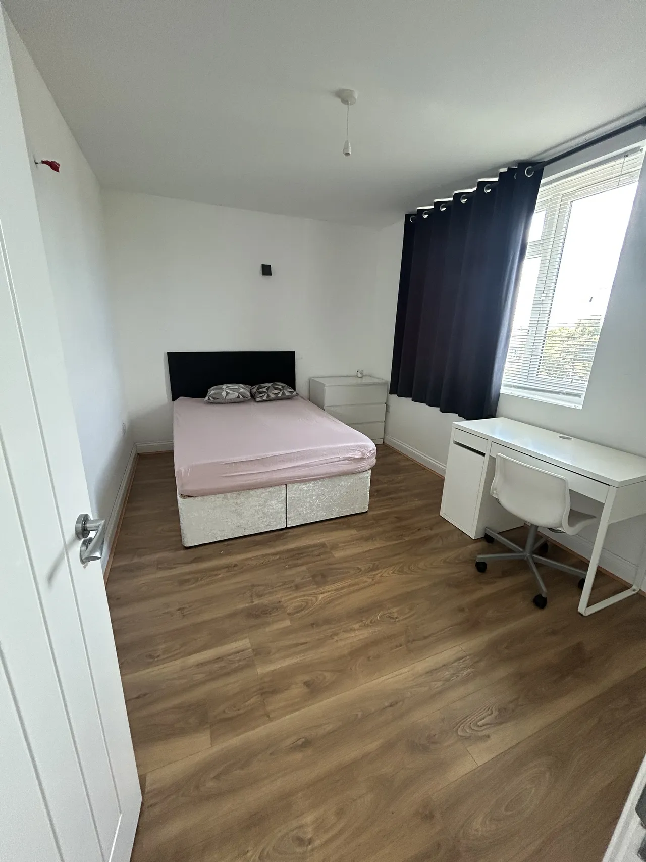 1 bed property to rent, Ilford, IG1