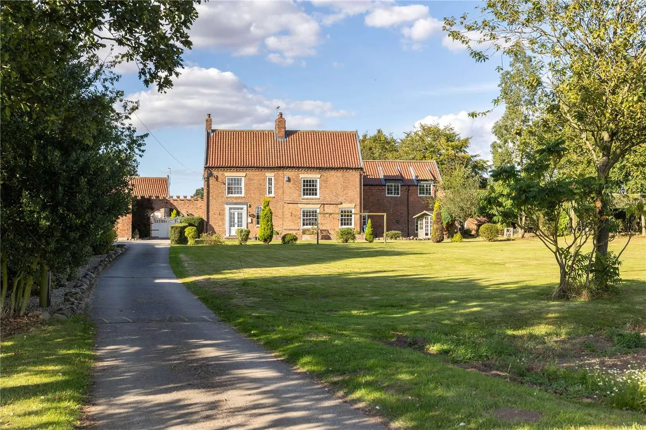 5 bed house for sale — Dringhoe, Driffield, East Riding Of Yorkshire, YO25 8AG