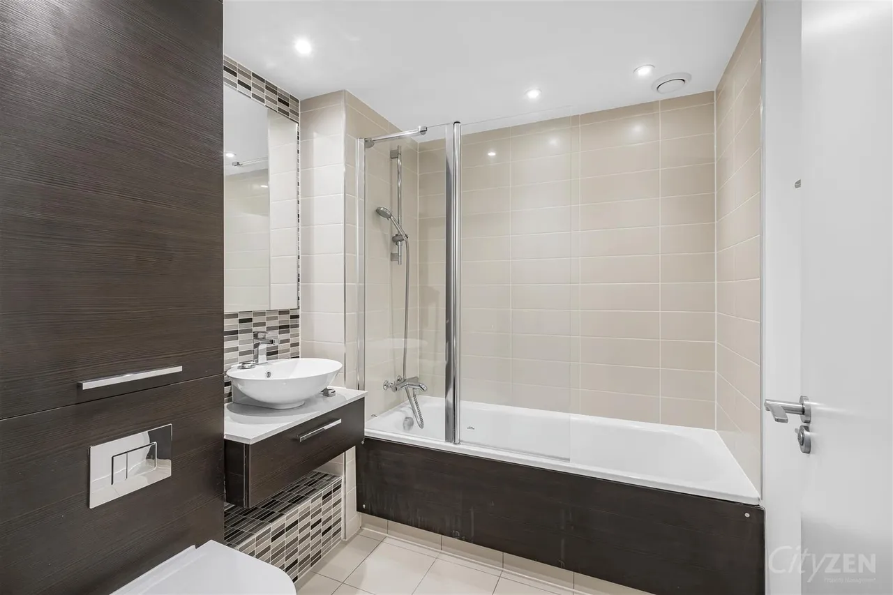 Rotherhithe New Road, London, SE16 3FN, photo 9