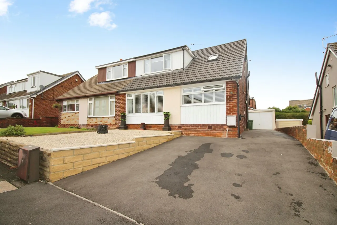 3 bed house for sale, Fairfield Avenue, Heckmondwike, WF16