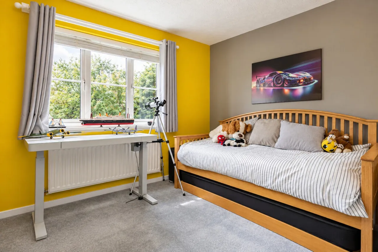 Wren Court, Sawley, NG10, photo 9