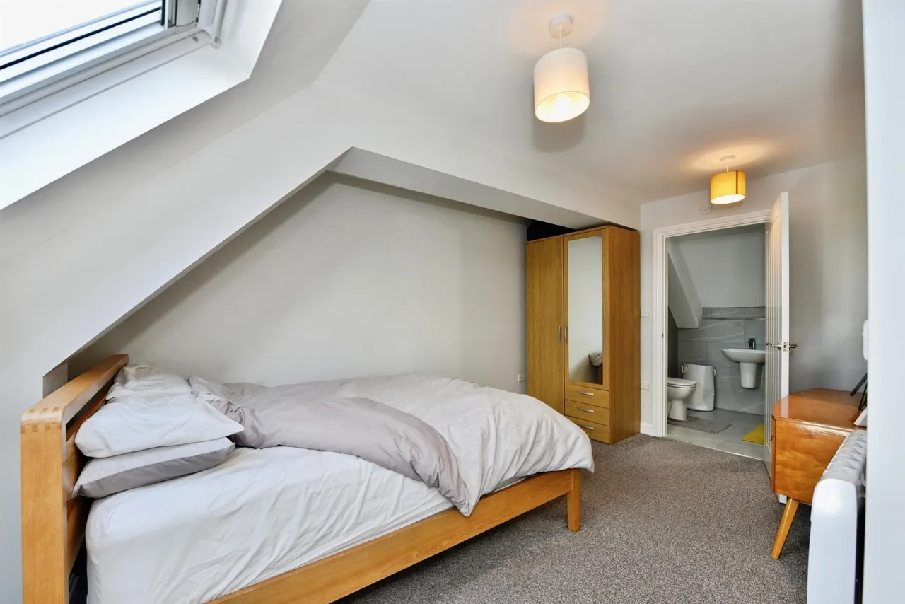 Station Road, Woodhouse, Sheffield, photo 7
