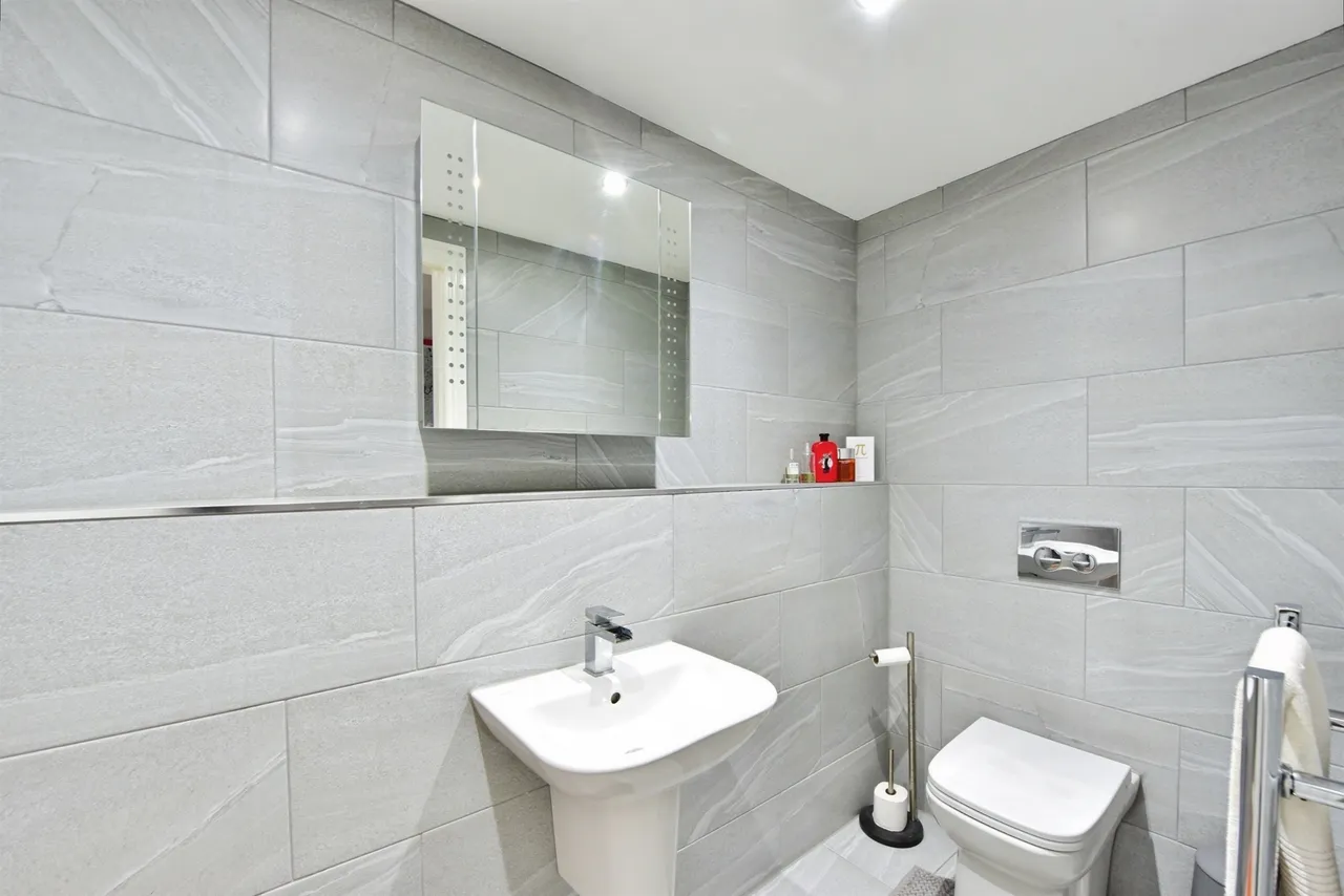 Station Road, Woodhouse, Sheffield, photo 10