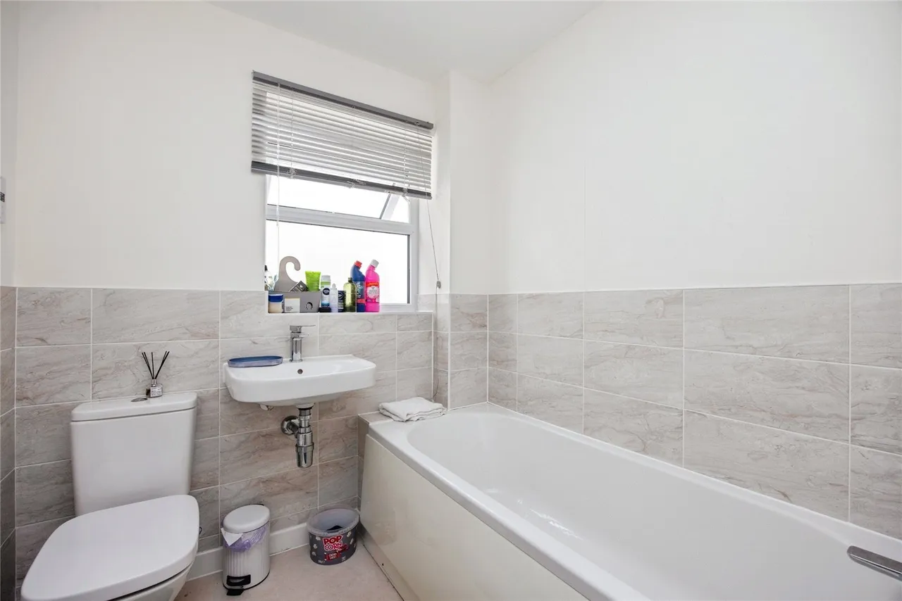 Mahogany Walk, Bodmin, PL31, photo 19