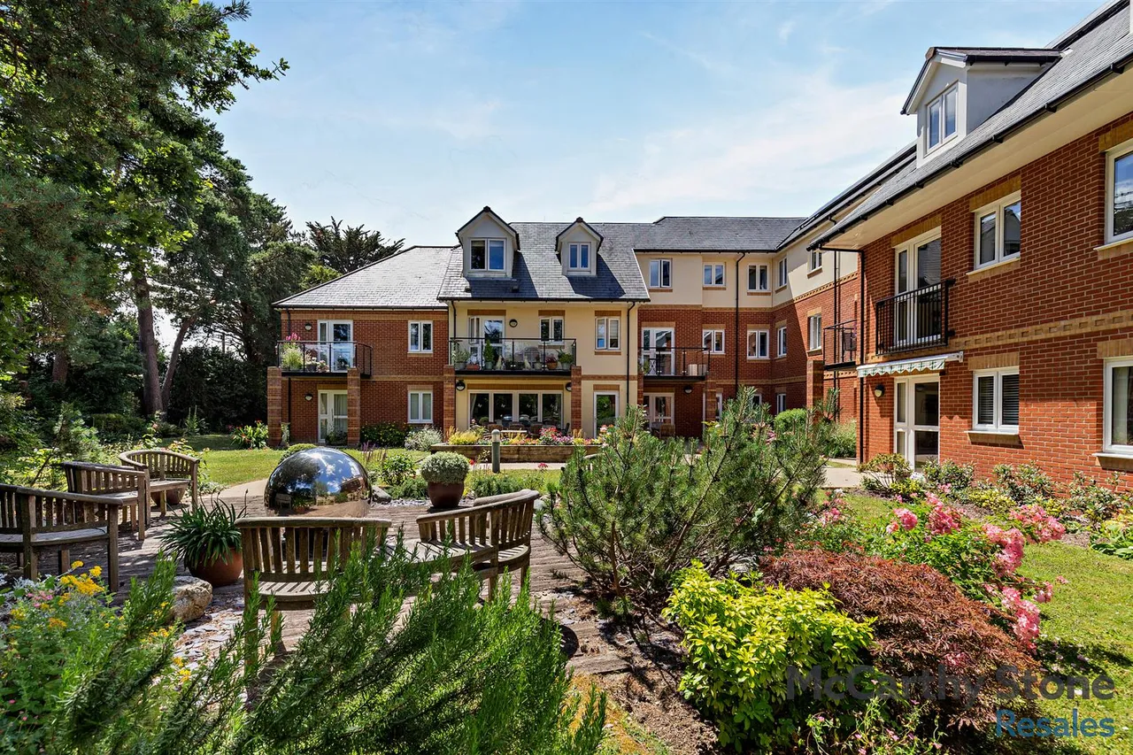 2 bed house for sale, Beaulieu Road, Dibden Purlieu, SO45