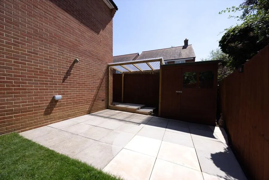 Barnaby Road, Bishops Cleeve, GL52, photo 10