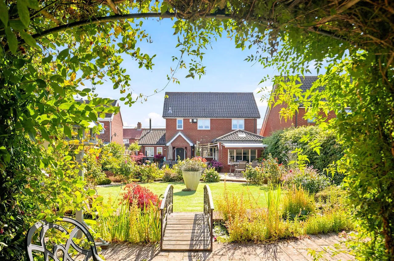 Field Lane, Hempnall, NR15, photo 18