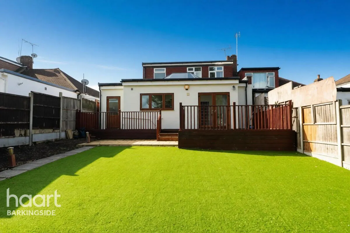 Basildon Avenue, Clayhall, IG5, photo 6